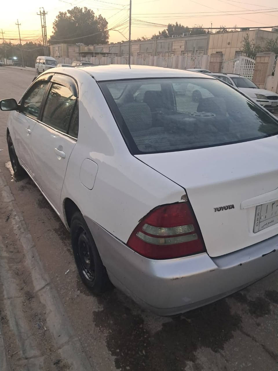 سلام عليكم
كورلا بيكاجو 2001 مكينه 1800 كير عادي بيه ضربه بل جاملغ الوره سياره جاهزه السعر 43 وبيه مجال مكان نجف 
رقم الموبايل ***********
