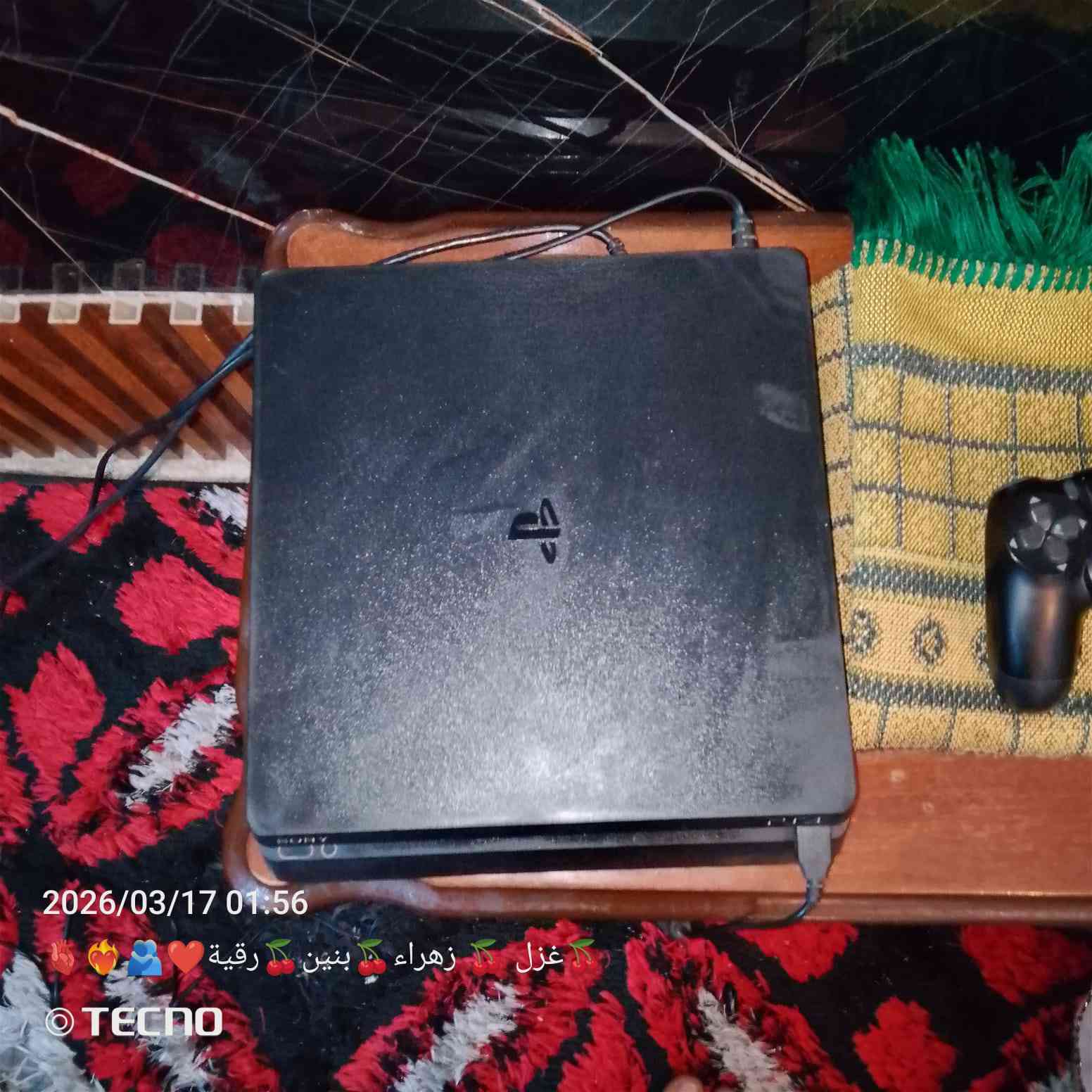 السلام عليكم بلاي 4 سليم جديد برغي ما مفتوح بي يدة اصليه وملحقاته 260 بي مجال قليل ***********9
