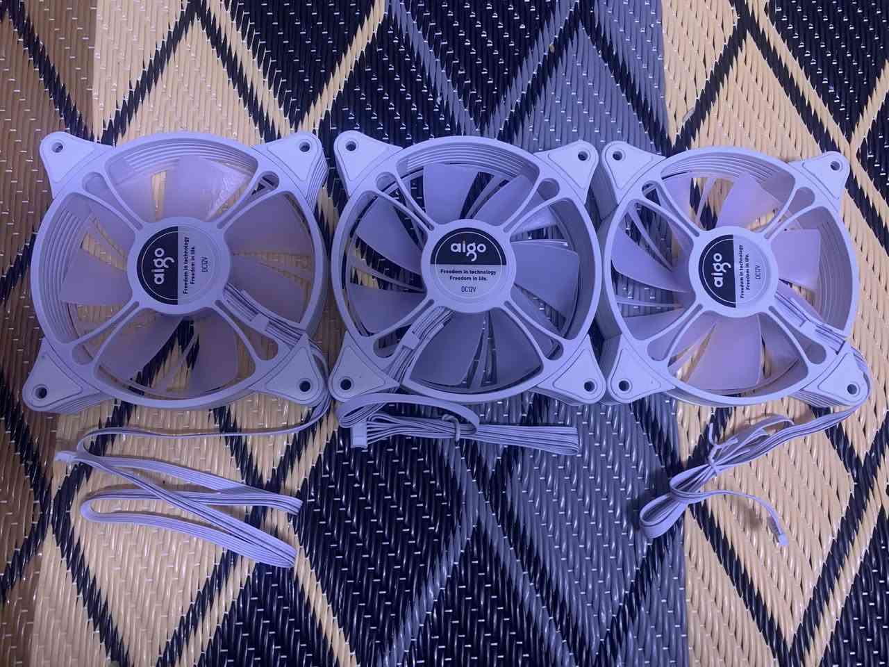 للبيع هب فانات جديدات ألون الابيض السعر٢٥ ويه التوصيل مكاني بغداد مدينة الصدر


**إذا كنت صاحب هذا الإعلان وتريد حذفه لأي سبب، رجاءا أرسل رسالة إلى الدعم الفني**