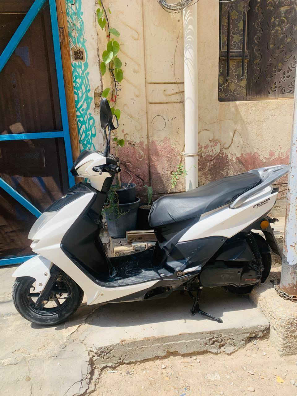 للبيع ماكس سكنس S اول باب لوك نضيفه دارجه مامفتوحه كامله من كلشي
السعر 550 وبيه مجال

العنوان الشرقيه قرب مطعم عافيه ونص 
***********
