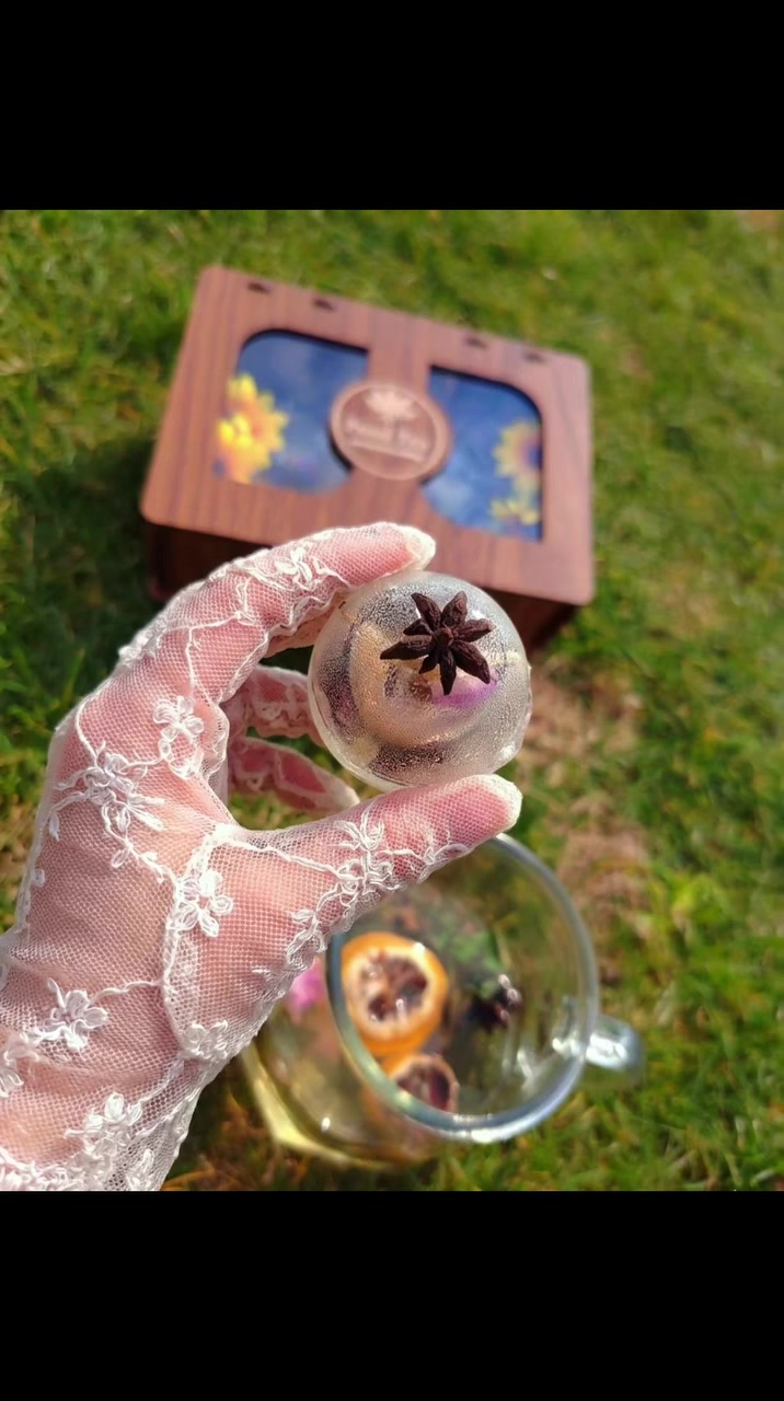 لكل محبي التميز وكوب الشاي المثالي ✨
​
​شاي مو مجرد مشروب.. هو لحظة رواق وتفاصيل تجمعنا بلي نحبهم ☕️🍃
​من قلب أربيل، حبينا نقدم لكم Pearl Tea، حيث يجتمع الفن مع الطبيعة. خلطاتنا الحرفية (Handmade) نجهزها بكل حب من أجود أنواع الشاي والأعشاب الطبيعية، لتجربة طعم متميزة ومختلفة عن أي كوب شاي جربتوه من قبل. 💎
​سواء كنتم تبحثون عن روتينكم الصباحي الخاص، أو حابين تهدون "بوكس هدايا" فاخر ومميز لأحبابكم، Pearl Tea هو خياركم الأجمل. 🎁✨
​📍 موقعنا: أربيل
🚚 متوفر خدمة التوصيل
​ننتظر زيارتكم لصفحتنا لتشوفون تفاصيل خلطاتنا الجديدة. شاركونا.. شنو هو نوع الشاي المفضل عندكم؟ 😍👇
​#PearlTea #Erbil #TeaLovers #أربيل #شاي_حرفي #هدايا #HandmadeTea


**إذا كنت صاحب هذا الإعلان وتريد حذفه لأي سبب، رجاءا أرسل رسالة إلى الدعم الفني**