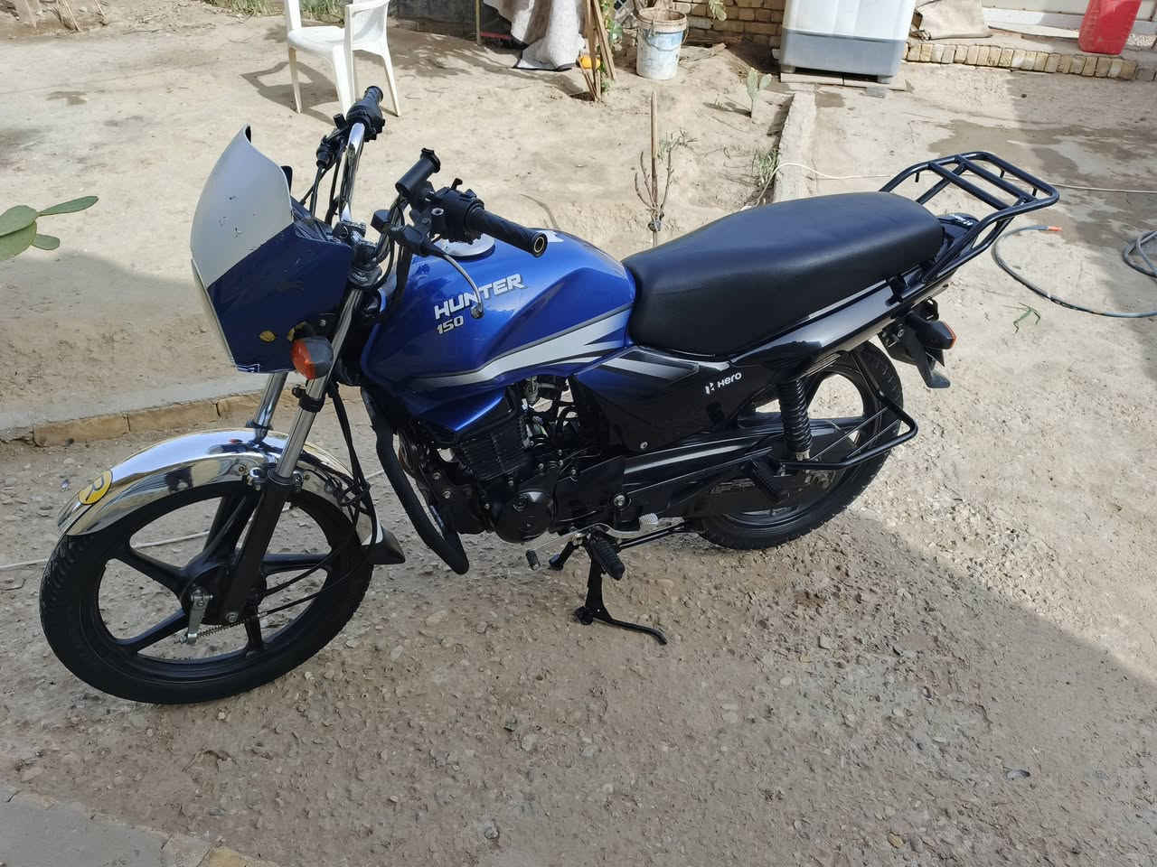 سلام عليكم هيرو موديل  20 اوراق للبيع كفاله عامه دراجه خير من الله ماناقصها شي مكفوله كهربائية وباقي تفاصيل مكاني كوت *********** السعر (1300) وبيها مجال للطيبين
