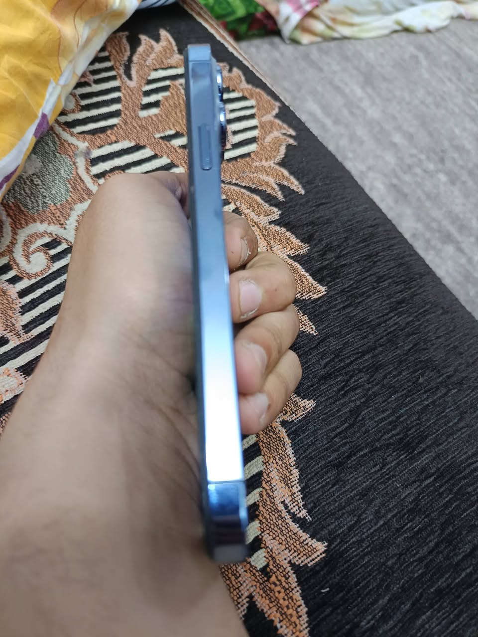 السلام عليكم 13 برو ماكس 
مبدل فقط شاشة فيس ايدي واكف
الجهاز كلش حلو لون بحري ذاكرة 256 بطارية 81 نضيف حيل السعر 550 قفل
مكاني الدورة حي الصحة
رقم واتساب او خاص ***********
