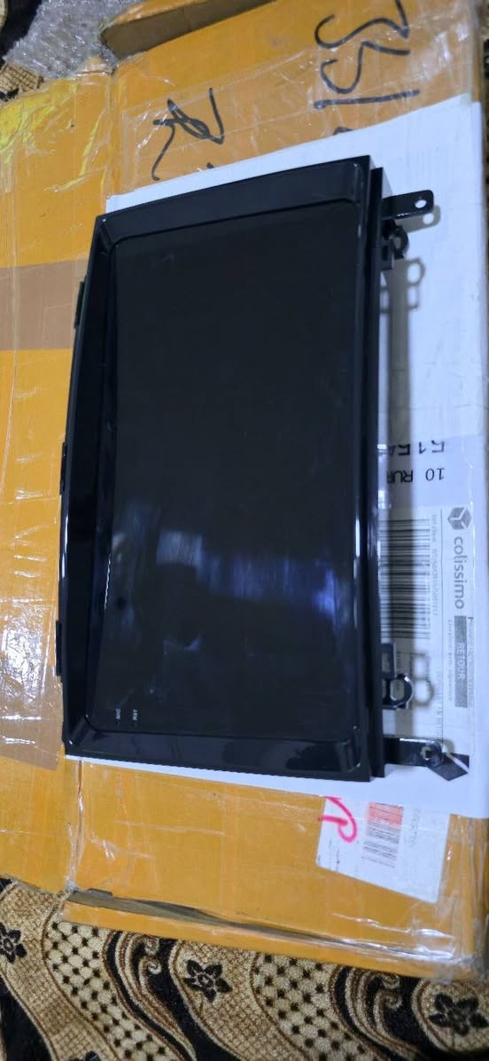 شاشة سيارة مواصفاتة عملاقة كامل ملحقات ذاكرة 128GB يجي وياها 5 كامرات وGPS وهواي مواصفات التفاصيل بالفديو مزاد اعلى سعر اببع


**إذا كنت صاحب هذا الإعلان وتريد حذفه لأي سبب، رجاءا أرسل رسالة إلى الدعم الفني**