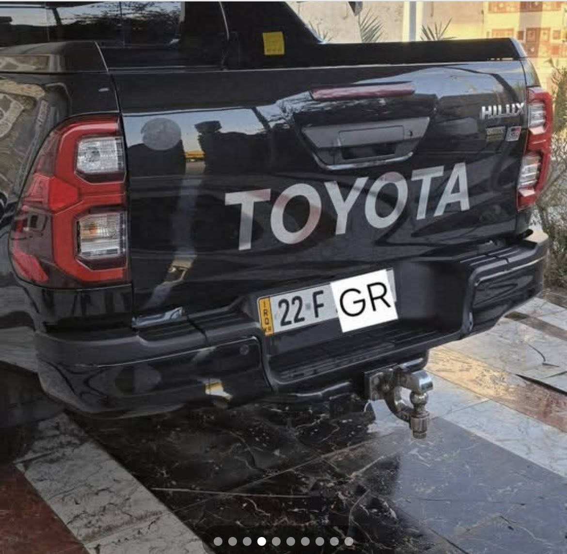 سلام عليكم للبيع ولمراوس بلاندكروز grديزل كاز مديل 23لون اسود مغلفه نانو سعر التغليف 20ورقه السياره على وضع الشركه شرط سبير مانازل فول مواصفات كشنات جلد تحكم بالكشنات بصمه عدد 2شاشه حجم كبير السياره ماشيه 16الف حقيقي مكفوله كفاله عامه من كل النواحي  التواصل على الرقم التالي ***********
