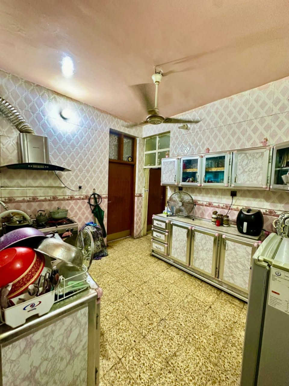 كاونترات المنيوم للبيع مستعمل
بدون سنك  سعر 400الف 
نادر ثانية كراغول 
***********
