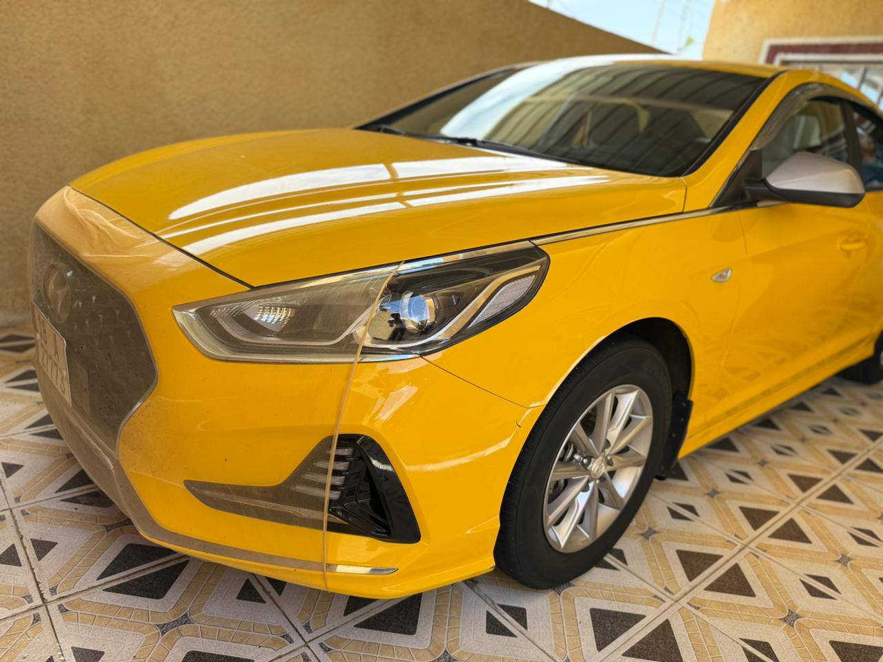السلام عليكم
للبيع سوناتا 2023 وارد كوري  غاز بلادي كفالة عامة ماشية 34 الف سونار موجود رقم انكليزي بابل سنوية نافذة لسنة 2030 السعر 190 وبيها مجال للشراي ***********
