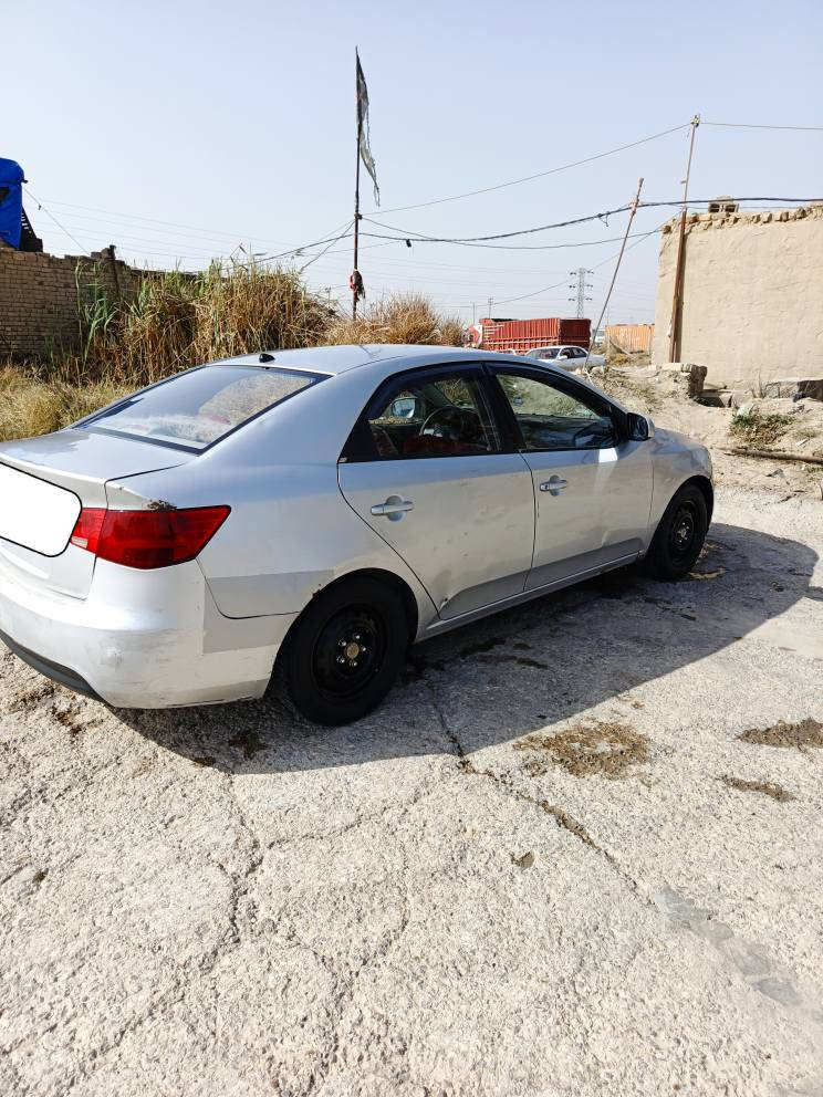 سيراتوا موديل 2011 للبيع مكينه 1600 دوش كير 6 نمر حدادبه جاهزة رقم ذي قار دولي تحويل مباشر *********** الشطره, ذي قار
