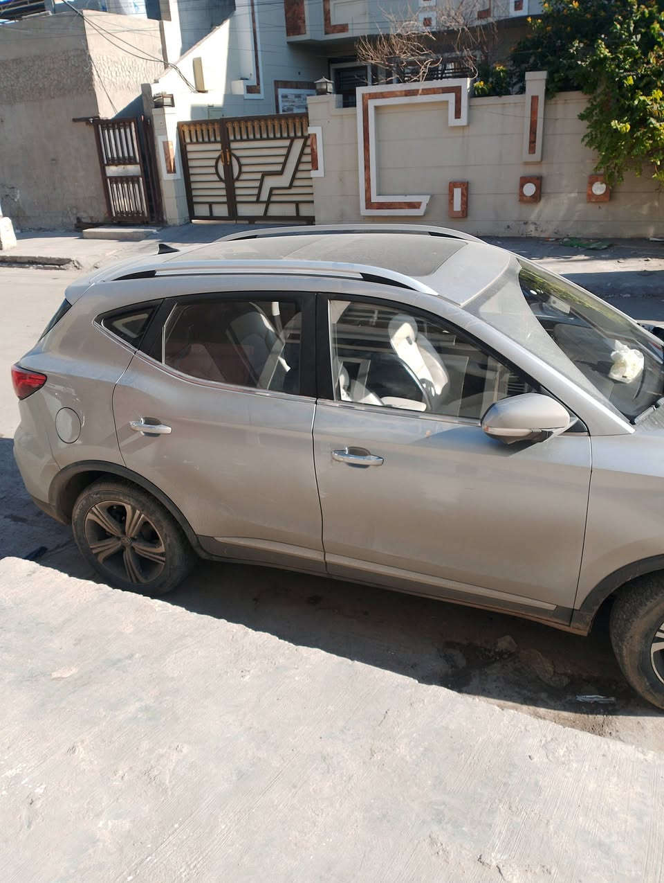 ام جي عالية فول مواصفات موديل 2022رقم اربيل وباسمي تحويل او وكالة السعر16مليون عراقي ماشية 83الاتصال على الرقم ***********
