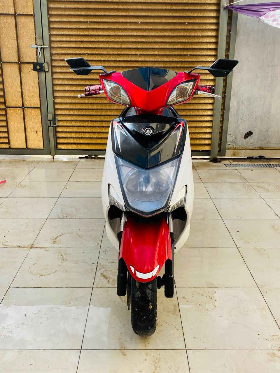 السلام عليكم دراجه سكنس لد ياباني قبق نفخ ياااااباني مو كوري للبيع مرقم سنويه وكامل رقم ذي قار كهربائيات كلها شغاله حساسات كلها شغاله اشاير عالي ناصي هورن سلف كلشي شغال ونضافه المكينه والكهربائيات شوفت عينك بعد مكاني الناصريه رقمي: ***********
