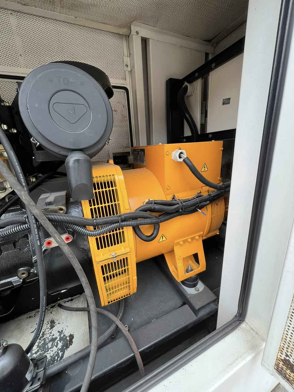 عرض
👈🏼موالد بيركز انكليزي اصلي 88KVA
👈🏼كاتم نسبه 100/100
👈🏼المحرك بيركز انكليزي اصلي 🇬🇧
👈🏼وراس التواليد لوري سومر فرنسي اصلي 🇫🇷
👈🏼ساعات العمل 1200 ساعه بخانت الزيرو 
👈🏼 موديل الموالد 2018
👈🏼ضمان الموالد عل حمل  
👈🏼للتواصل واتساب او الاتصال 📞
 📞***********👈🏼
(عباس الوائلي )

تنويه هام ‼️ 

متوفر نضام الاستبدال 🔀 تكدر تبدل موالدتك القديمه موالده جديده ويتم الاتفاق 🤝بعد التقييم 

تتوفر صيانه 👷🏼‍♂️ جميع احجام الموالدات البيركز الانكليزي و/ الكمز / دايو دوزان  بعمل متقن ونوفر لك خدمات عامه واستبدال عام في الموالدات 

معه تحيات (عباس الوائلي )
