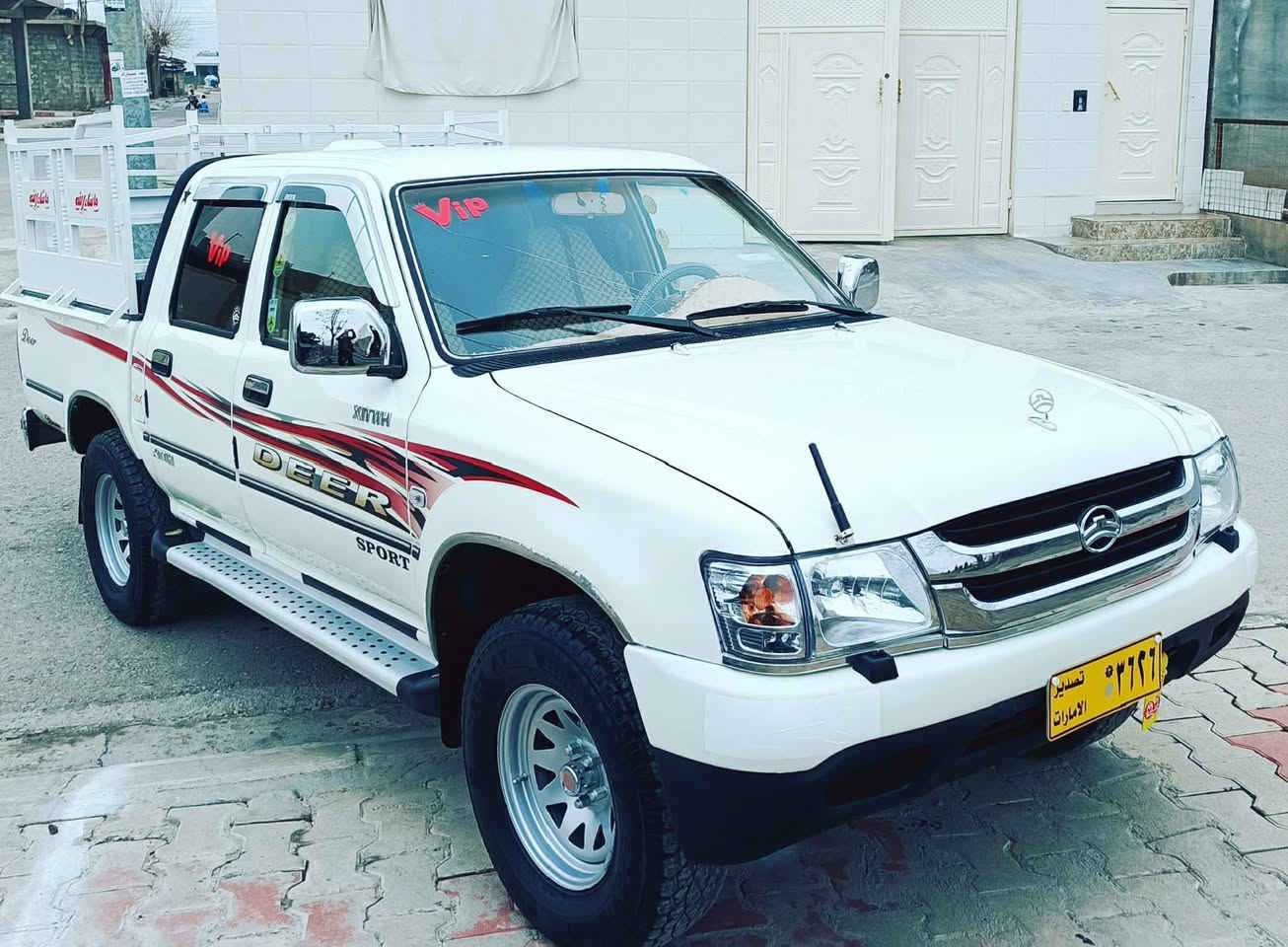 ژ٠م***********
دێر بۆ فرۆشتن مەنەفێستی ئەسلی مەکینە کابریتەر دەژبوڵ مەرزێ ناوزەرد گێڕو مەکینەو ئەکسلی و شانیسی بەشەرت 
هەموو گیان ئیشەکات یەک دینار مەسروفی تیا نیە زۆر توندو تۆڵە و  نمونەیە لە جوانی سعر ٤٦ گڵاو کەمێ مەجال 
ناونیشان چمچماڵ
