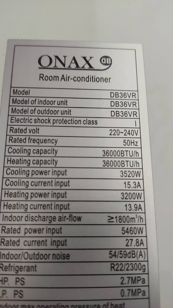 السلام عليكم سبلت كنتوي 3 طن   نوع اونكس بلاد تدفءه وتبريد السعر مليون ومتين  والثاني 2طن وربع جنرال بلاد  تدفءه وتبريد السعر 500 الف موبايل *********** كربلاء
