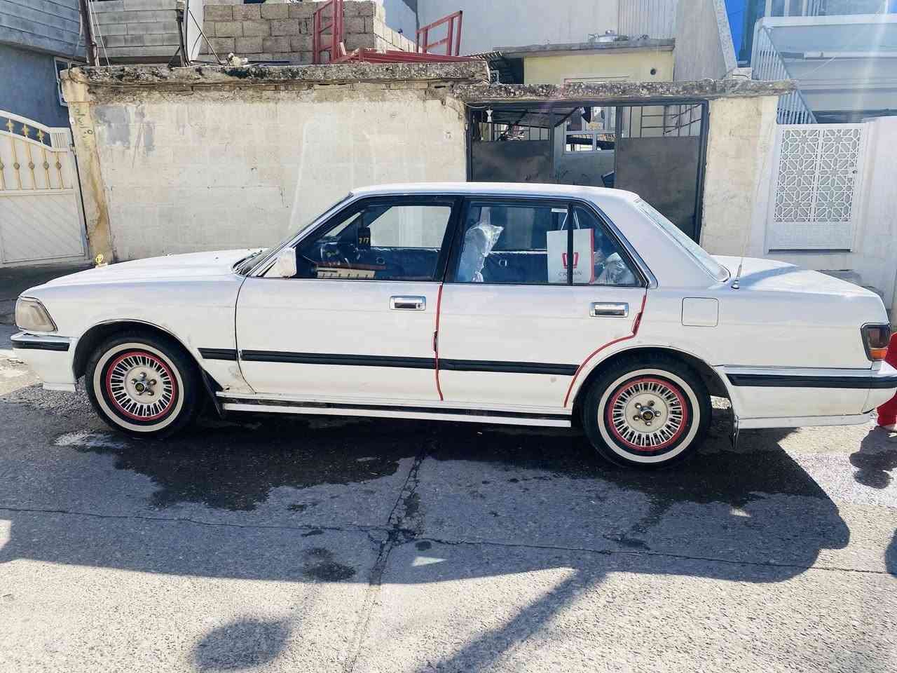 سةرةتابةناوي خوا
***********
سوبةرسيدان.موديل١٩٩٠رةنك.سبي.رةقةم هةولير.مةكينةي كوراوةبة.VVt٣٠٠٠هةزار مةكينةي تازةي  لةسةرة بةشةرتي  ١٠٠فيتةر.تةبريد تةبريد .تةقةورةقة.كارةباي هةمووكياني  بةشةرت مالي دوستة.سيارةكة تاحةزبكةي جوانة.

تيبينيي.ساحيب سةنةوي رةقةمي داخراوة بةشةرتي  ئةوةليات بةس

كورينةوةش  ئةكةم بةشتي  بةدلم بيت

شوين سليماني

سعر٢٨كةلاو مةعمةلةيةكيي كةم تكاية كةشارةزايت نية سةرمان مةئيشينة
