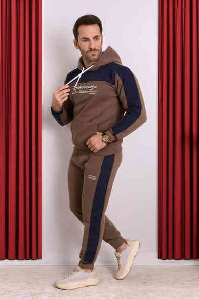 تنزيلات 
#قطع_اخيره
تراك رجالي قطن شتوي 
القياس 
M l xl xxl
#السعر__13_الف__قطعتين__25__الف
 #_3__قطع_ب35_الف
الهاتف
***********
موقع المحل الانبار قضاء حديثه شارع الوسطاني مقابيل عيادة دكتورة عربية 
ملاحظة توجد خدمة توصيل جميع المحافظات 6 الف
