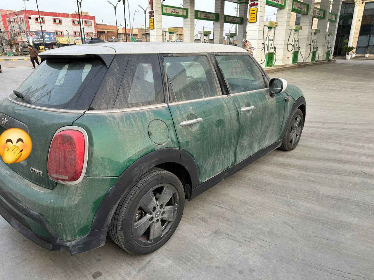 موديل 2022 فول مواصفات لمتدد خليجي وكالة العروش للبيع او مراوس حسب القناعة ماشية 20 الف بدون ضرر جاهزه ونظيفه اخت زيرو شرط مابيه اي نقص  مكاني بغداد الشراي يتصل  ***********
