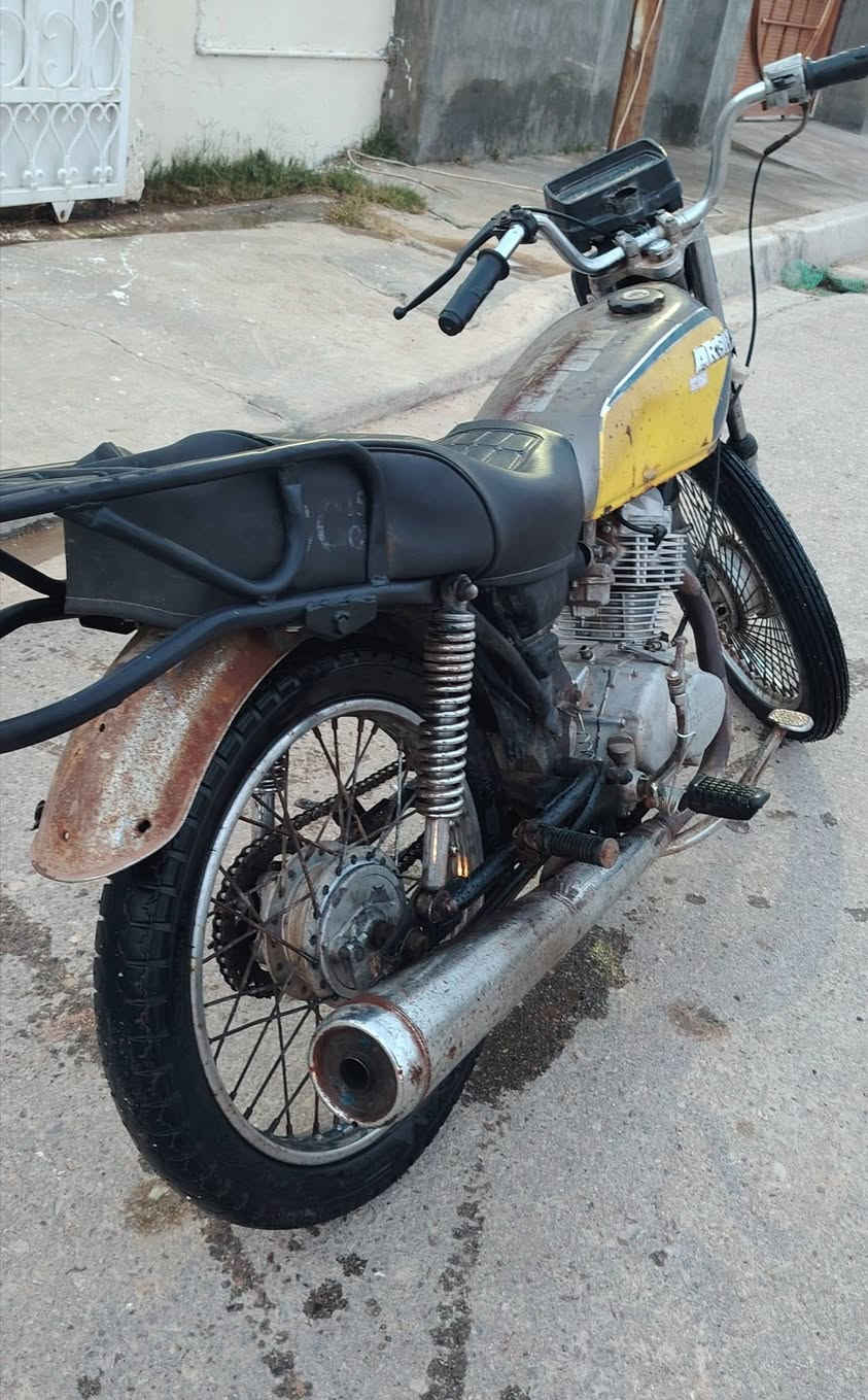 السلام عليكم موطور البيع ارشا كلك السعر 200بيه مجال ***********
