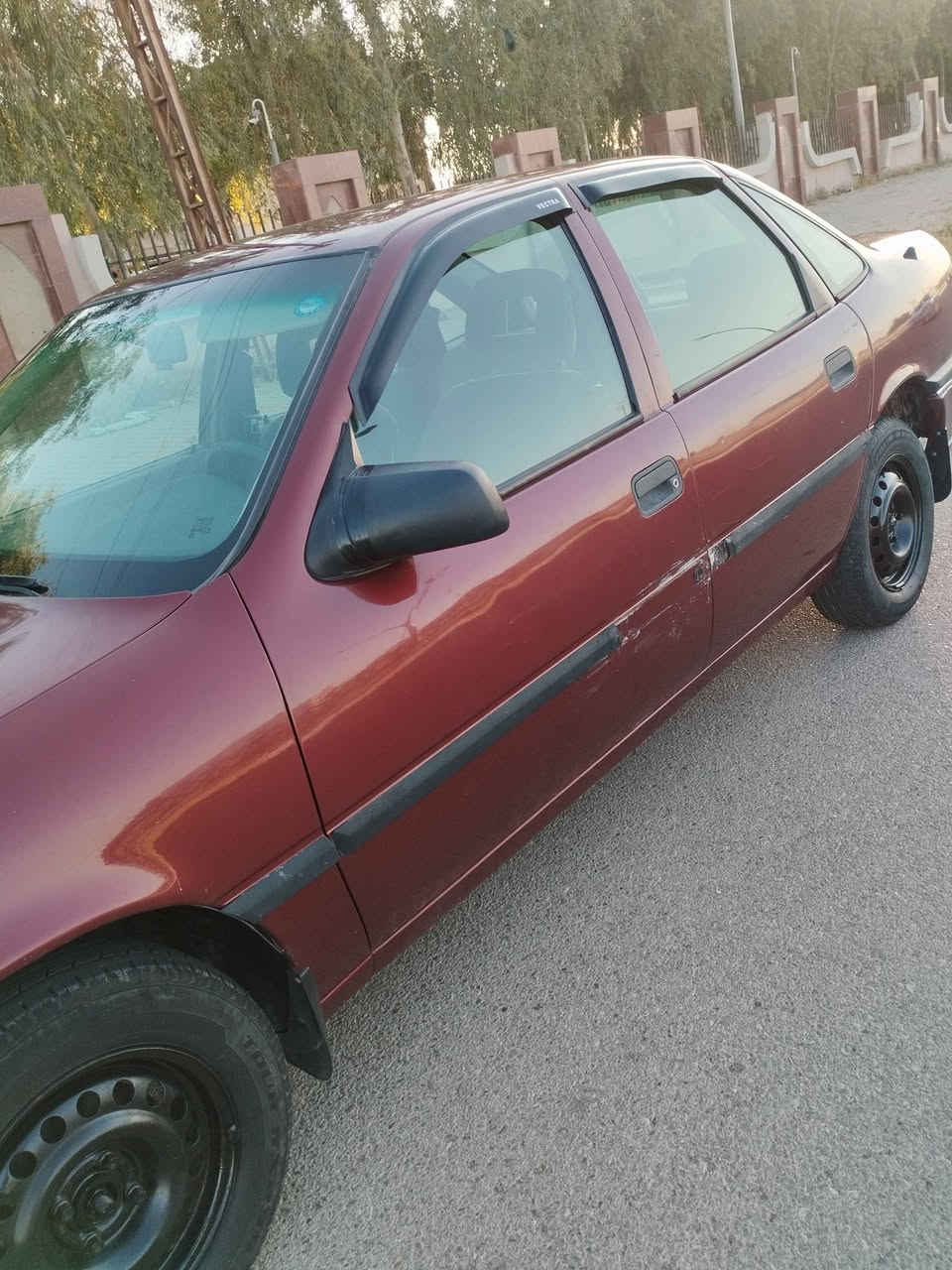 ‎اوبل فكترا موديل 91 محرك 18 
سنوية ل 2029 بأسمي كابون بانزين 
للاستفسار ***********‎ Singapore
