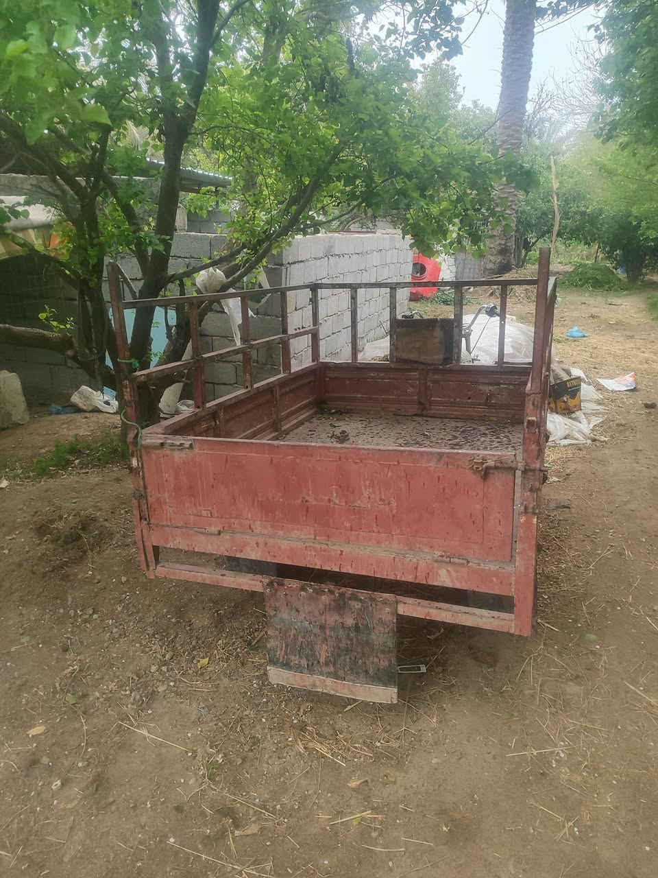 سلام عليكم ستوته للبيع السعر 350وبيه مجال مكاني بغداد  شاطئ التاجي الاتصال عل هذا الرقم ***********
