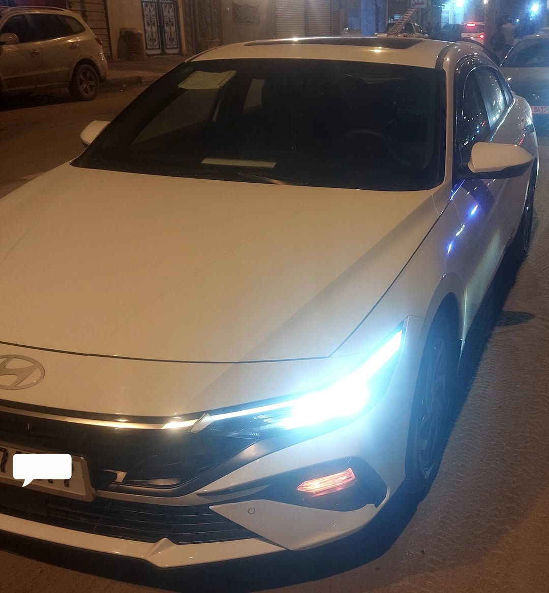 ألسلام عليكم 
ألنترا 25كوري خليجي هايبرد مكينه 1600
ماشيه 14 كفااااااااااااااله عامه 
بصمة تشغيل 
بصمة ابواب 
اشارة ترحيب
تشغيل عن بعد 
فتحه
كشن كهربائي 
حساسات امامي وخلفي 
رقم بصره 
السياره امدوشمه ارظيه وكشنات 
3 وظعيات قياده
مانع انزلاق 
السياره جاهزه من كلشي 
السياره نظام مقترض وكفيل باسمي ابيع بوكاله عامه ومكاتبه وتعهد بالتسديد المقترض بصره والكفيل بصره........السعر 155مكاني بصره***********
