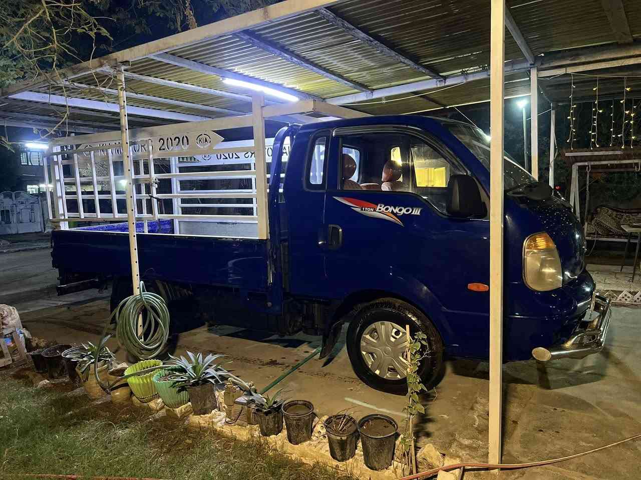 السلام عليكم بنكو 2008 مكينه وكير مكفولات 3000 مشترك مصبوغه عام للجماليه صدر  وتايرات نص عمر مكلف بالنشر رقم صاحب السياره ***********
