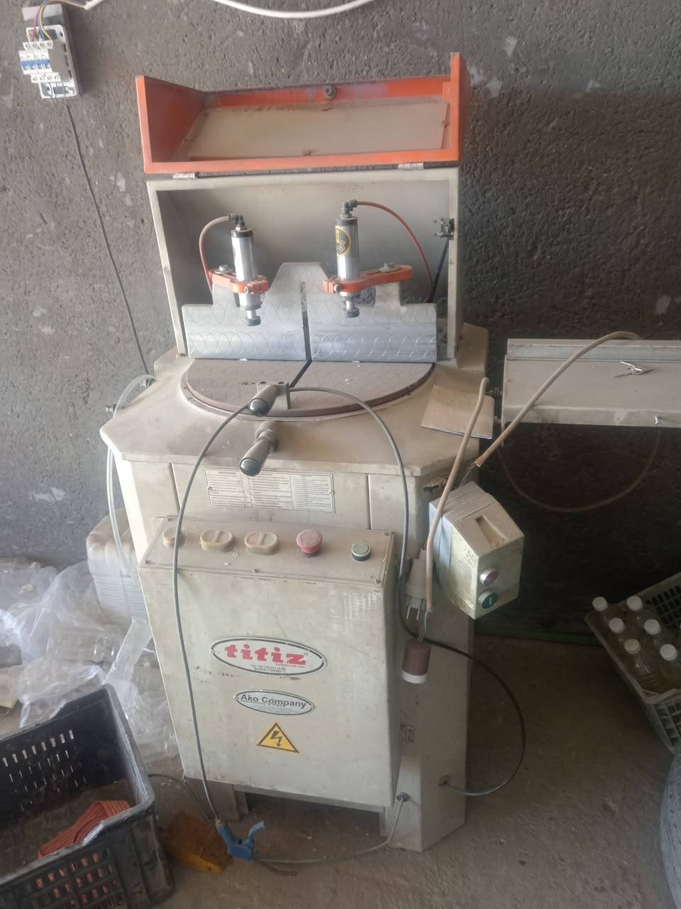 معمل بي في سي ثري فيز ٥مكاين للبيع في كربلاء السعر٣٥ ورقة
للأستفسار
***********
***********
