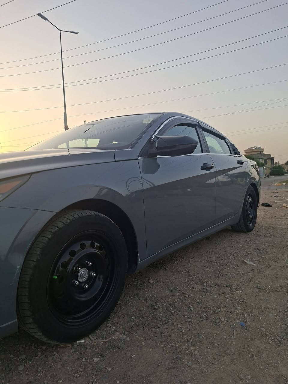 السلام عليكم 
النترا هايبرد موديل 2022 رقم بغداد باسمي وارد أمريكي ليبل واحد مكفولة من الصبغ والتبديل فقط شبر بالبنيد صور الحادث مرفقة بالمنشور محرك 2000 لون مميز السعر 143$ بيها مجال بسيط مكانها كوت مركز المدينة *********** .
