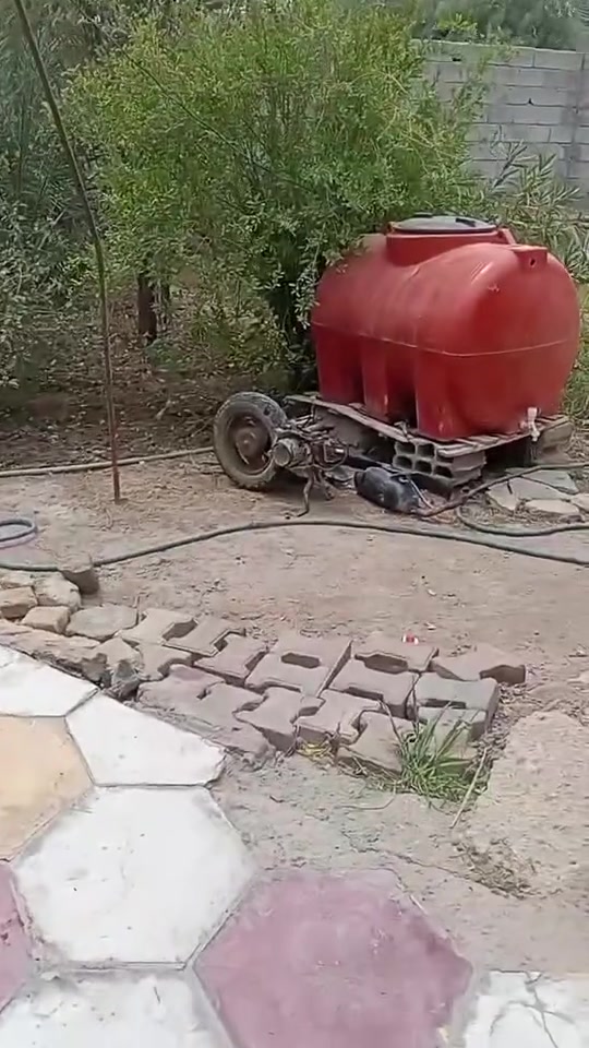 سلام عليكم دراجه بيجي للبيع دراجه عل هيج وضع ابيع عوزه بوشه وبستم دراجه كهرباء شغاله كلشي شغال حته سلف بس كايمه عوزه ترتيب دراجه متروكه قيم وأخذ مكاني سماوه قرب جامعه ساوه الاهليه رقم ***********
