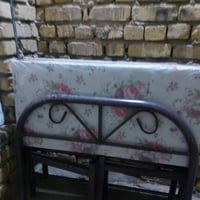 سرير متحرك جديد السعر  85 الف  للتواصل اتصال على الرقم 07806216695