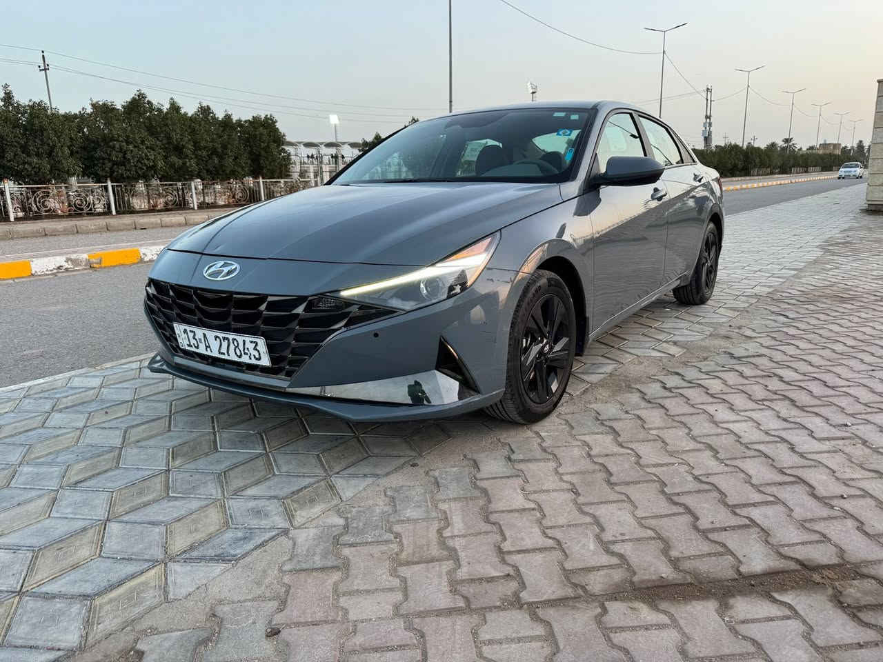 السلام عليكم النترا 2023 لون اسمنتي لاتبديل ولا صبغ
امريكي رقم ميسان / م 105 كم
المواصفات
تشغيل عن بعد  
تحكم استيرن جهتين 
تحديد مسار
سياقه ذاتيه 
رادارات +حساسات
ايرباكات سليمه الكل
مكينه الفين دوش
مكان ميسان قلعة صالح
السعر 148 مجال قليل كلش
***********
