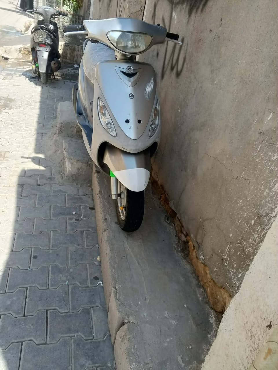 سلام عليكم 
دراجه ماكس منغولي لون رصاصي دراجه بلاديه مامفتوح برغي كله بلاد مابيه برغي تجاري طالعه من زيتون مكاني ناصريه مركز سعر خاص 
رقمي ***********
