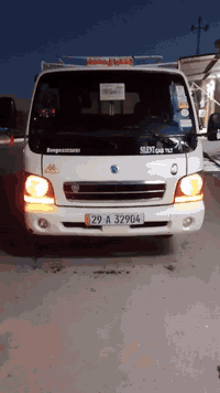 سلام عليكم سياره فونتيره ام عيون موديل 2001 خير من الله السياره بسمي مشروع وطني ال 2030 ابنهايتها السعر المطلوب 75 وبيها مجال مكاني كربلاء المقدسة  خير من الله السياره /***********
