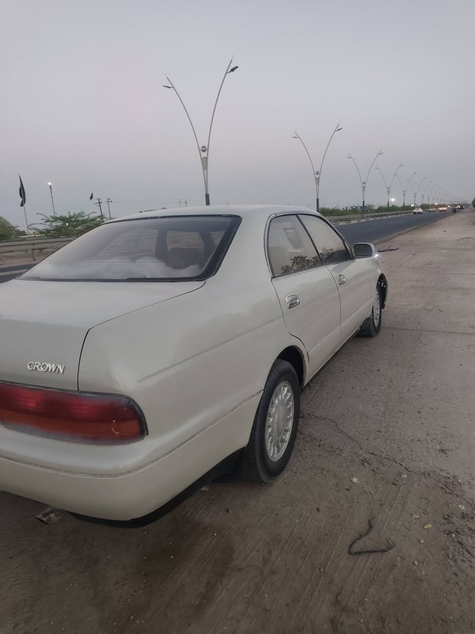 سلام عليكم بطه للبيع موديل 93 مكينه وكير ثنين ونص رقم بصره مشروع وطني سعر 39 وبيها مجال ***********
*********** المكان بصره سفوان
