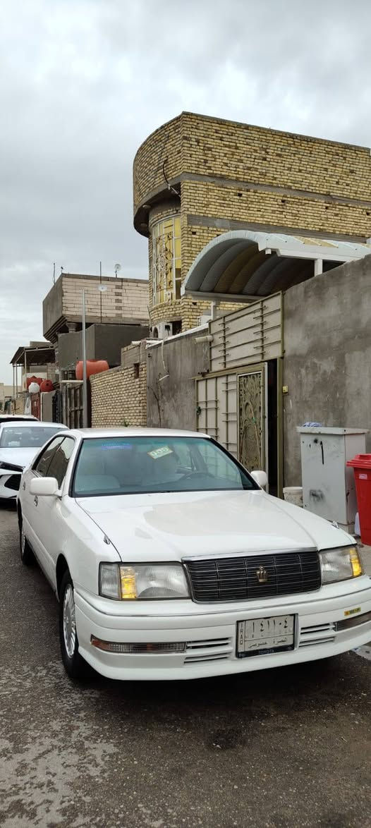 سلام عليكم رأس الثور موديل 97 رقم بصره مشروع وطني  سنويه لل2029 مكفولة من الضربه والكص ونقل الجثه والصبغ  بس دعاميتين صبغ فقط كفاله من الخياس مكينه ونجي بلاد بل كارتون تبريد ثلج حداده 100ب100 تخم تاير سياره جاهزه من كلشي السعر 105 وبيها مجال العنوان البصره الزبير حي الخطوه  الرقم ***********
