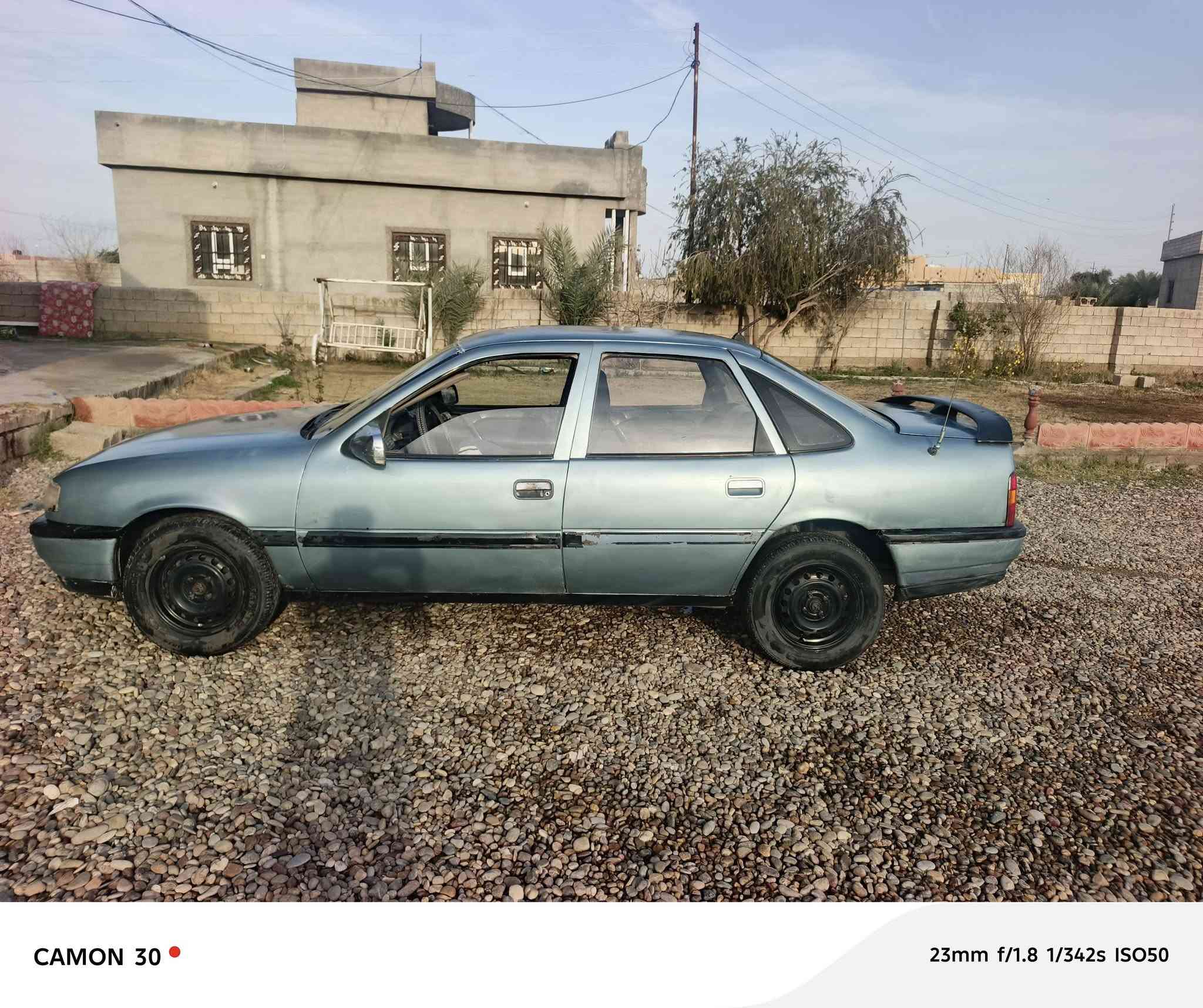 السلام عليكم ورحمة الله وبركاته
اوبل فكترا 16
موديل 1990
رقم الانبار أر سنويه لل 5 ب 2027
مشروع وطني 
بأي محافضه تكدر تحولها 
تحويل شرط 
كير محرك شرط
صدر تايرات شرط 
خارجها داخلها شرط نضيف 
للبيع ب 28 وبيها مجال قليل 
او مراوس بكيا حمل حتى لو حبل 
الاستفسار الاتصال على الارقام التالية 
***********
