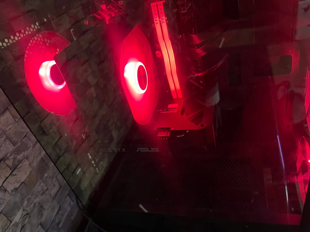 i5-14400F
* RTX 5060 ASUS
* RAM 16GB DDR4 (قطعتين)
* SSD 1TB
* PSU 750W
* ASUS H610M
للبيع


**إذا كنت صاحب هذا الإعلان وتريد حذفه لأي سبب، رجاءا أرسل رسالة إلى الدعم الفني**