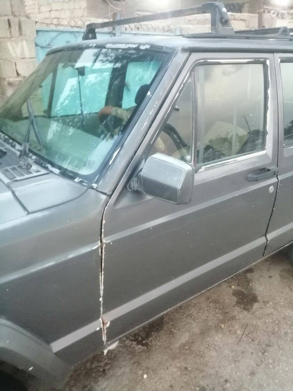 جيب شيروكي  شخاطه ١٩٩٠ رقم الماني صلاح الدين سنويه ماساقطه كير محرك بلاد تبريد شغال مكاني كربلاء اتصال أو واتساب ***********
