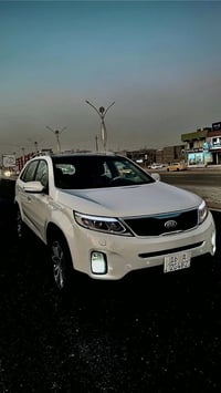 سورنتو 14 كفاله عامه بصمه    V6 فول مواصفات   مري قلاب   كشنات كهرباء ...