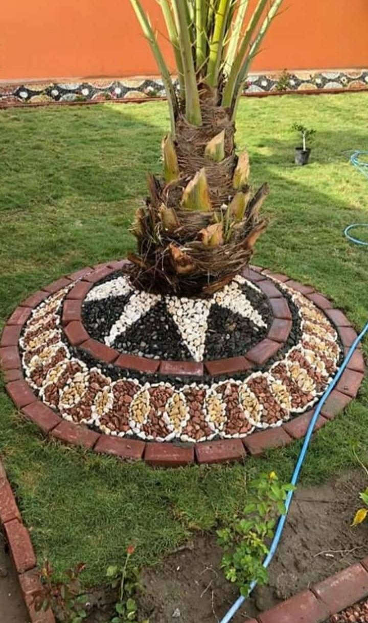 سلام عليكم مستعدون بكافت انواع تنضيمات الحدايق والديكورات والشلالت بنواعها الثيل والاشجار بدار فارس علي رقم الهاتف لي***********
