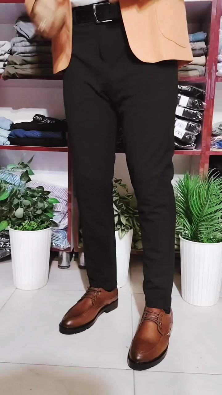 جدبد لبسه رسمي
بنطرون + قميص + حذاء + ستره ب 55 الف فقط https://www.instagram.com/am_czm?igsh=MTZyZDFxMXhhcXh2Mg==

العنوان ناصريه قضاء النصر قرب مطعم غفران الصوب الصغير *********** @إشارة
