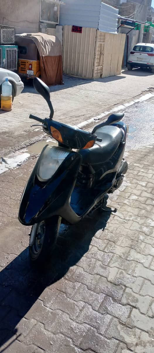 سلام عليكم 
بريز لايت ناصي 
مكينه ناعمه مكفوله 
كفاله عامه كامله مابيه نقص  تشيغل نكره  سلف هندر كل وقت للبيع سعر 550 بيه مجال للطيبين رقم *********** واتساب عنوان بغداد
