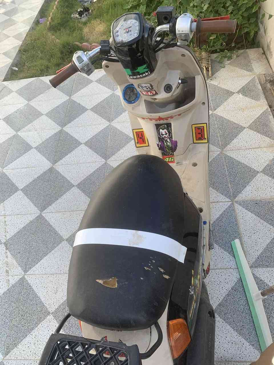 دراجه ماكس بوليس للبيع الدراجه بلاد نظيفه خير من الله
مكان الدراجه/ديالى بعقوبه 
للاستفسار/‭٠٧٧٣ ٩٩١ ٣٥٦٢‬
متواجد فقط على الرقم
