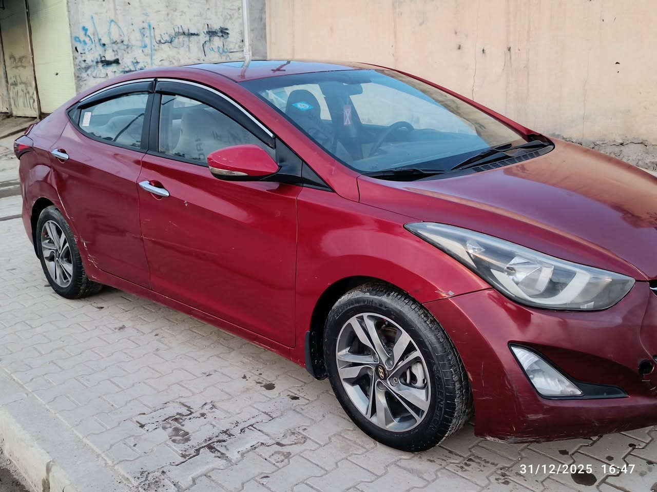 هونداي الانتره 2016 خليجي فول مواصفات ماعدها البصمه ومحرك 1600 كير محرك نضاف سياره بيه صبغ جاملغ الوره والباب وجاملغ كدام مبدل نفس الون وبيه باردات سونار مرفق بل منشور سعره 105 وبيه مجال قليل واي استفسار اتصل على رقم ***********
