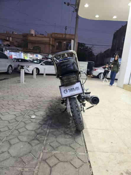 للبيع متور سافين خمسة مرش شغال كامل 
بدو شوية تزبيط موديل 2019
بسعر البلاش 250 الف وفي مجال
للتواصل *********** وفي واتس
