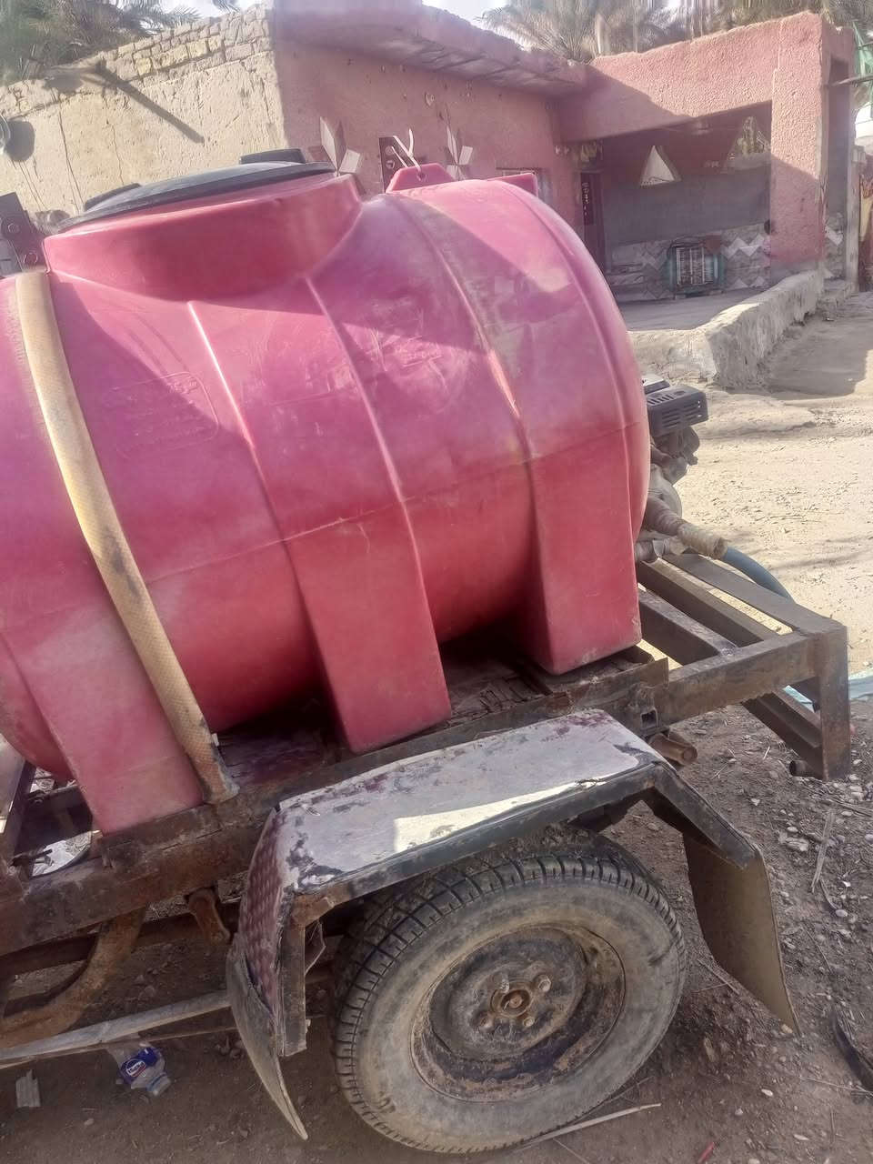 السلام عليكم ستوته للبيع مال ماي المكان الرميثي الشاصي ملحوم الورك بيه جم وحده طاكه تايرات جدد السعر 400 بيه مجال ***********
