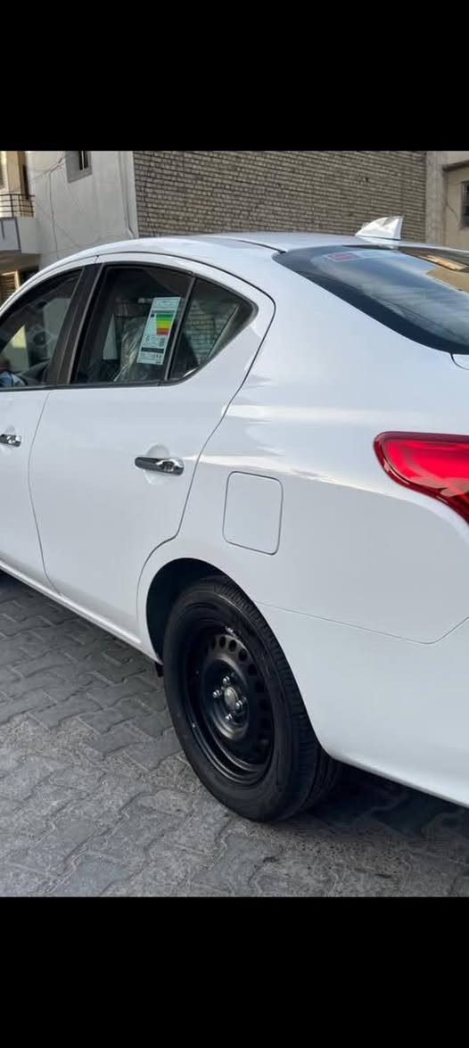 سلام عليكم نيسان سني للبيع موديل 2025 هندي بليته زركه سياره كفاله عامه سياره جديده السعر 130 العنوان البصرة ***********
