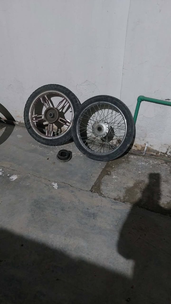 البيع أربعه ويل وياه  ***********
