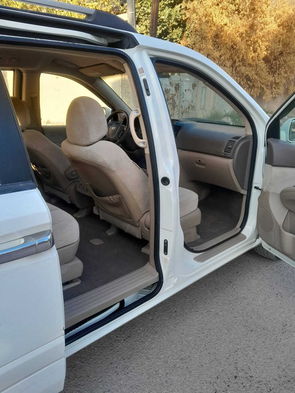 كيا سيدونا موديل ٢٠٠٨رقم بغداد انكليزي بأسمي كير محرك حداديه خير من الله حادث جاملغ أمامي فقط ماشيه ٨٩ الف السعر ١٣٦وبيها مجال اعتذر عن الخاص والتعليق اتصل وتدلل *********** *********** مكاني بغداد *********** ***********
