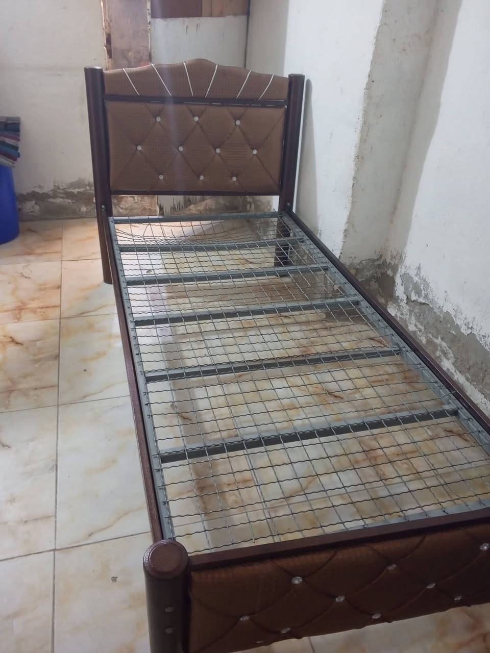 طبله 10 طباخ شغال 20 اوفن 20 شغال كاونتر 60 جربايه 50 حديد ام نفر مكانهن داموك


**إذا كنت صاحب هذا الإعلان وتريد حذفه لأي سبب، رجاءا أرسل رسالة إلى الدعم الفني**