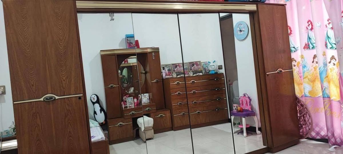 غرفة نوم صاج
للبيع نظيفة جدا
(ملاحظة البيع بدون الدوشك)
السعر 800 الف 
العنوان: بغداد/ اليرموك
يتوفر واتساب للتواصل
 ***********
